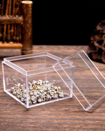 Clear Acrylic Display Box with Lid, Square Storage Container for Jewelry, Collectibles, Crafts and Decorative Items