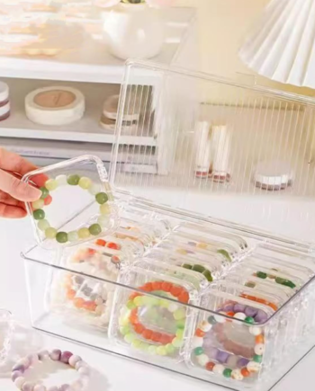 Clear Acrylic Jewelry Organizer Box with Flip Lid, Dustproof Desktop Storage Case with Individual Bracelet Compartments